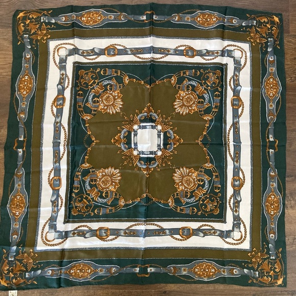 Vintage Golden Camel 34” Equestrian Style Silk Scarf Hand Rolled & Printed - Picture 2 of 7